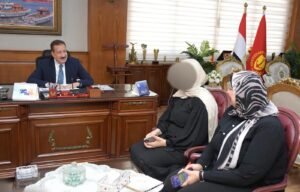 محافظ بورسعيد يتكفل بتجهيز عروس وإقامة حفل زفافها بالكامل على نفقة المحافظة