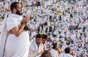 حادث حافلة المعتمرين المصريين في مكة.. وفاة 3 وإصابة 26 في طريقهم لأداء العمرة