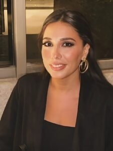 هبة يسري تحسم الجدل حول مشهد القبلة في فيلم الهوى سلطان
