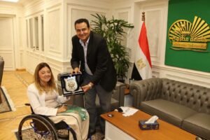 جامعة مطروح تعزز الخدمات الجامعية للطلاب ذوي الإعاقة بالتعاون مع المجلس القومي