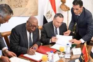 مصر وأنجولا توقعان مذكرة تفاهم لتعزيز التعاون الثقافي والفني