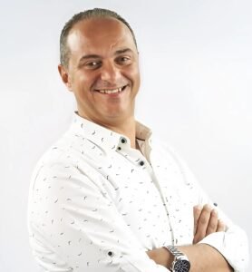 محمد هشام عبية يكشف تفاصيل اعتراض الرقابة على مسلسل «عسل أحمر» 2 محمد هشام عبية يكشف تفاصيل اعتراض الرقابة على مسلسل «عسل أحمر»