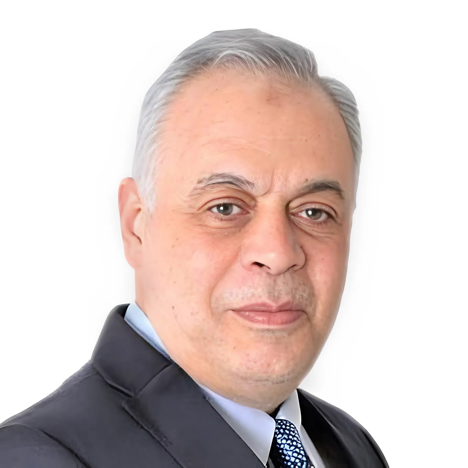 أشرف زكي يحذر من الوجوه الجديدة في رمضان 2027 ويؤكد تطبيق القانون