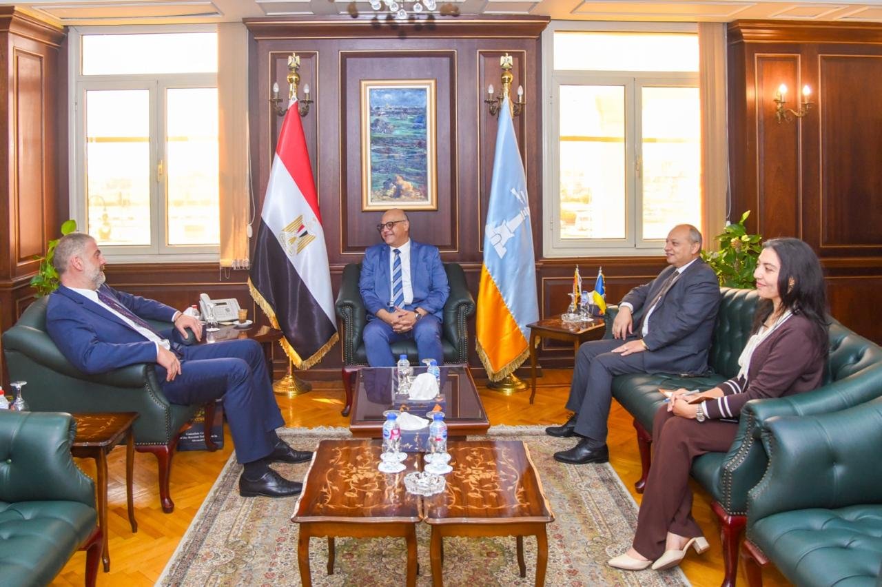 محافظ الإسكندرية يستقبل قنصل عام روسيا ويشيد بجهوده في تعزيز التعاون المصري الروسي 4 محافظ الإسكندرية يستقبل قنصل عام روسيا ويشيد بجهوده في تعزيز التعاون المصري الروسي