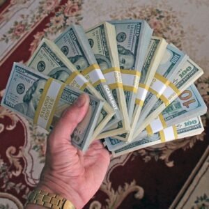 سعر الدولار اليوم الأربعاء 30 سبتمبر 2026.. العملة الأمريكية تستقر عند 52 جنيهًا بالبنوك