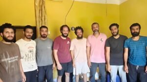 الإفراج عن البحارة المصريين الثمانية المختطفين قبالة سواحل الصومال بعد جهود مصرية مكثفة 3 الإفراج عن البحارة المصريين الثمانية المختطفين قبالة سواحل الصومال بعد جهود مصرية مكثفة