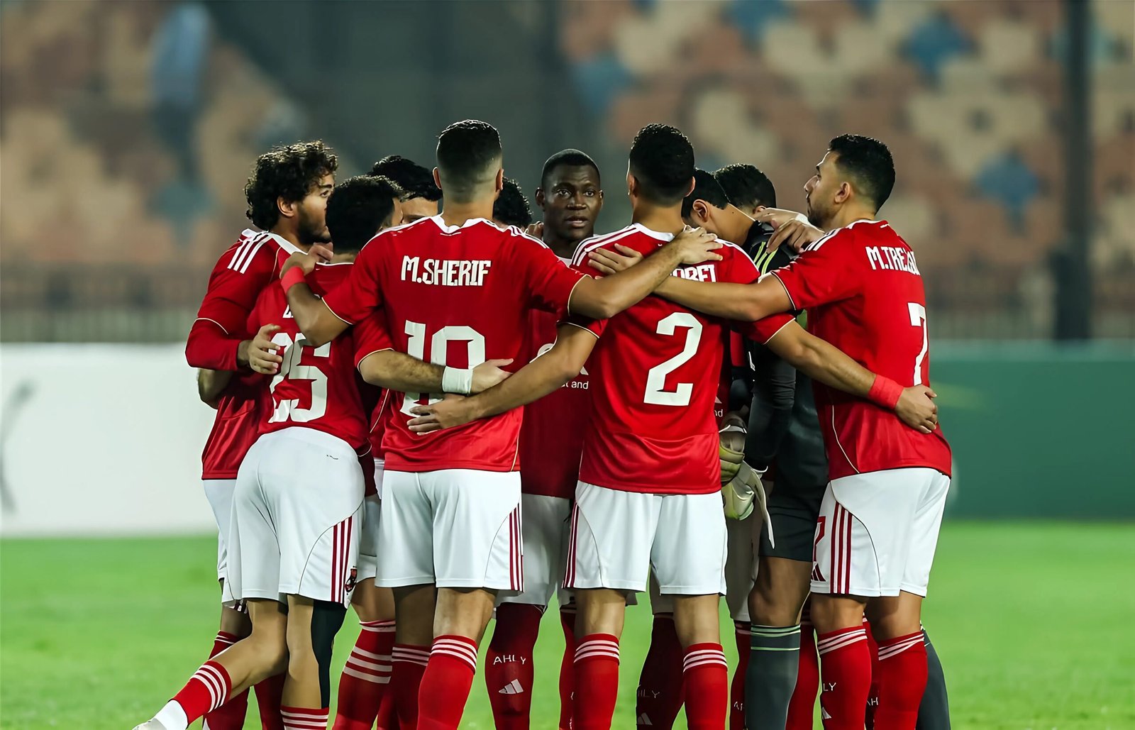 تجديد عقود الأهلي.. 6 لاعبين حسموا الاستمرار وهاني وياسر إبراهيم يقتربان من البقاء 3 تجديد عقود الأهلي.. 6 لاعبين حسموا الاستمرار وهاني وياسر إبراهيم يقتربان من البقاء