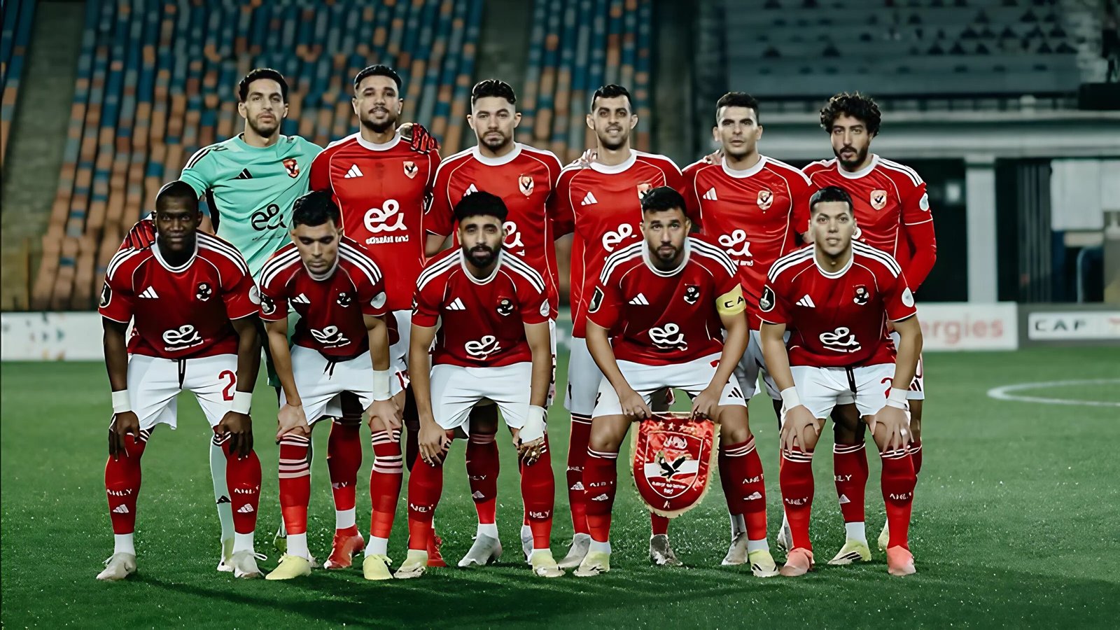 تجديد عقود الأهلي.. 6 لاعبين حسموا الاستمرار وهاني وياسر إبراهيم يقتربان من البقاء 3 تجديد عقود الأهلي.. 6 لاعبين حسموا الاستمرار وهاني وياسر إبراهيم يقتربان من البقاء