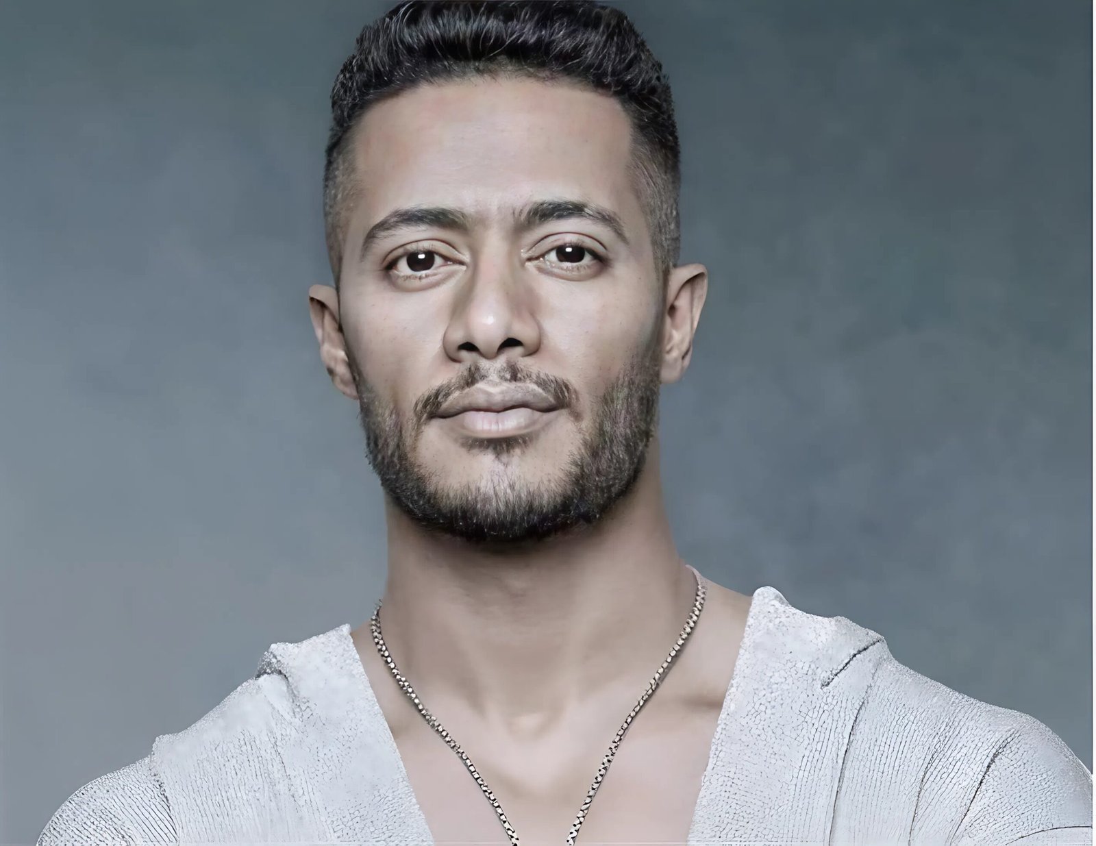محمد رمضان يستعرض مهاراته في كرة القدم خلال مشاركته بمهرجان «روك إن ريو»