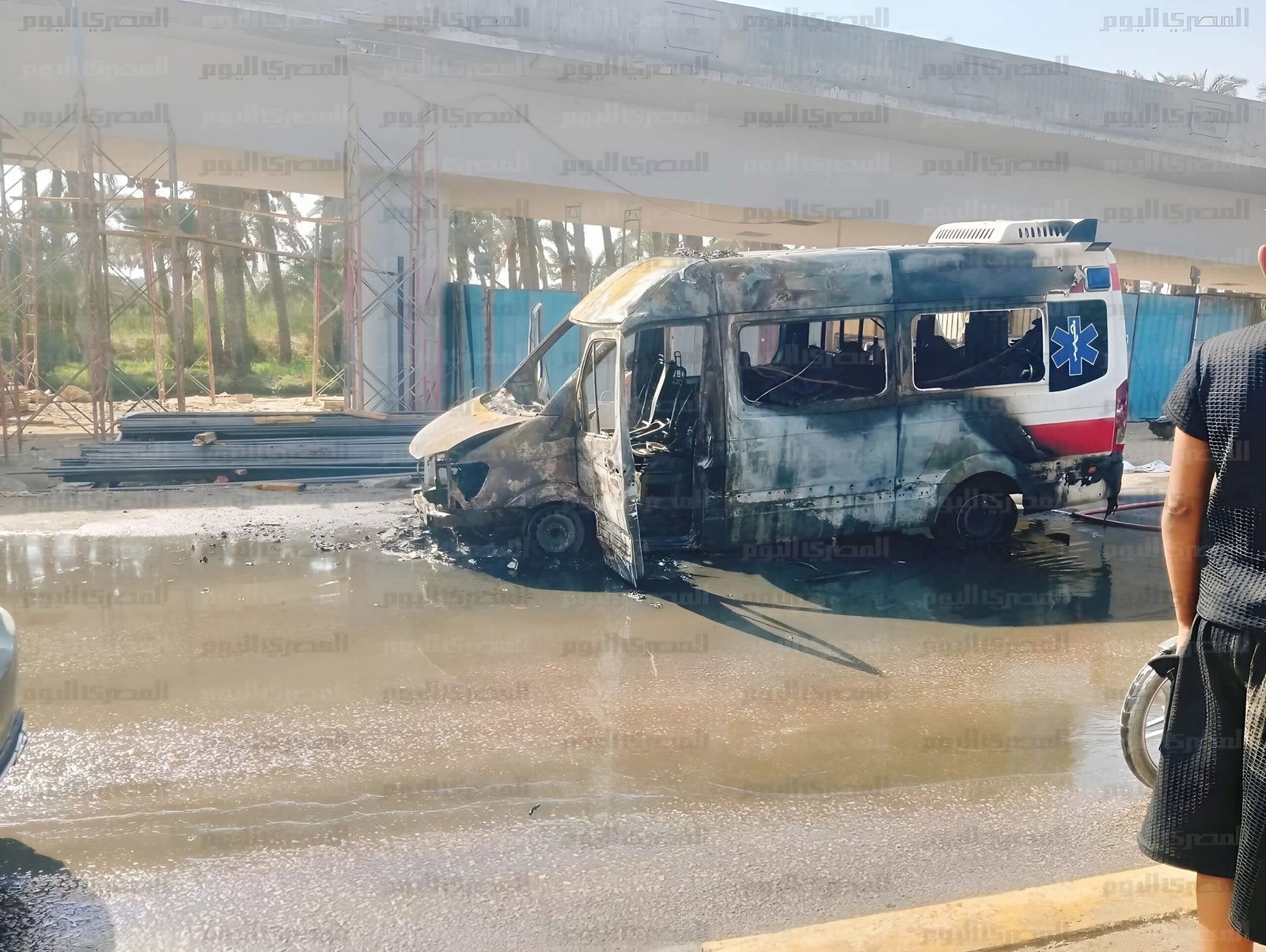 حريق سيارة إسعاف بالجيزة.. السيطرة على النيران دون خسائر في الأرواح