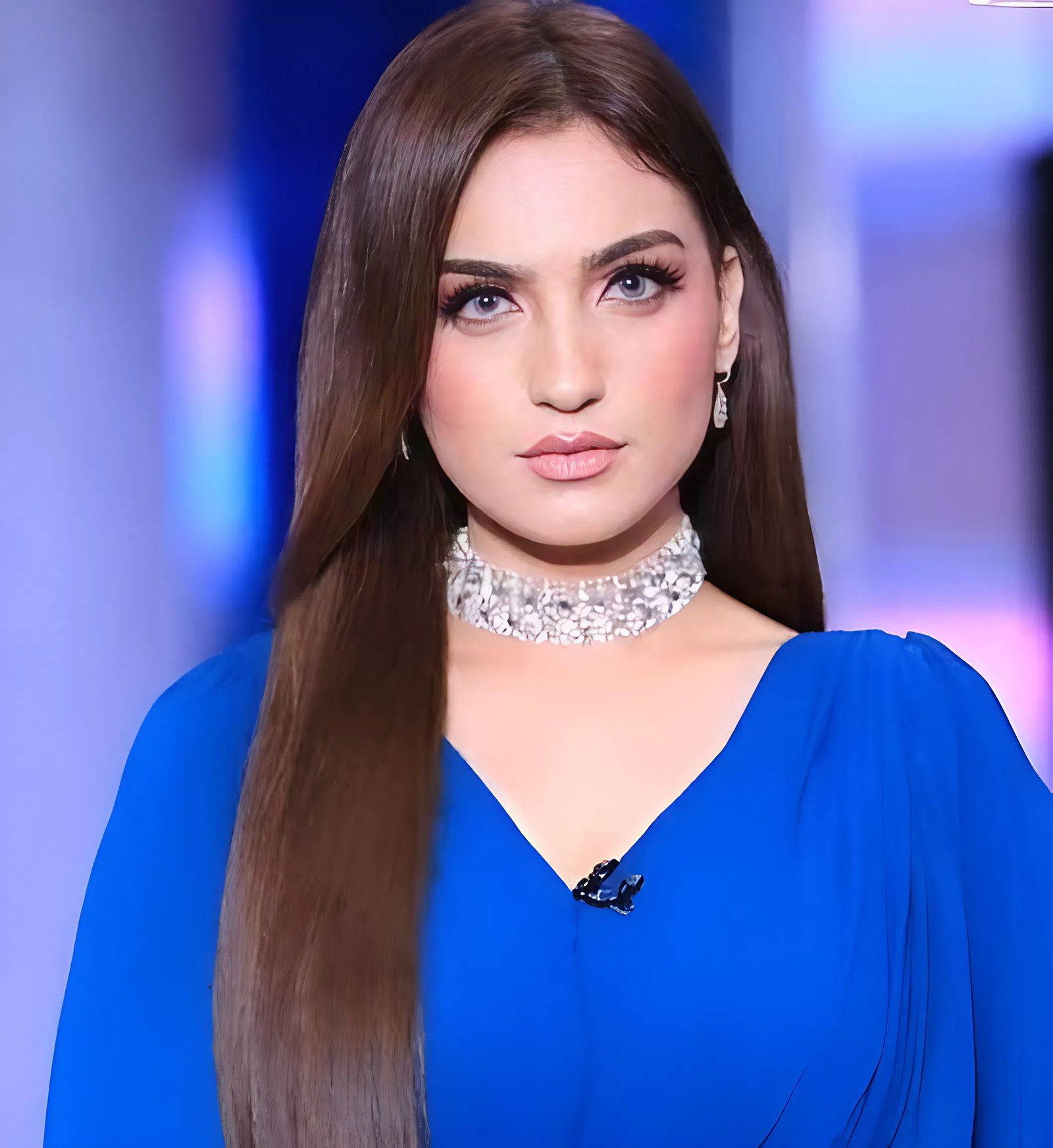 ياسمين عز تعلق على منع الطلاب من دخول المدارس بسبب الشبشب وقصات الشعر