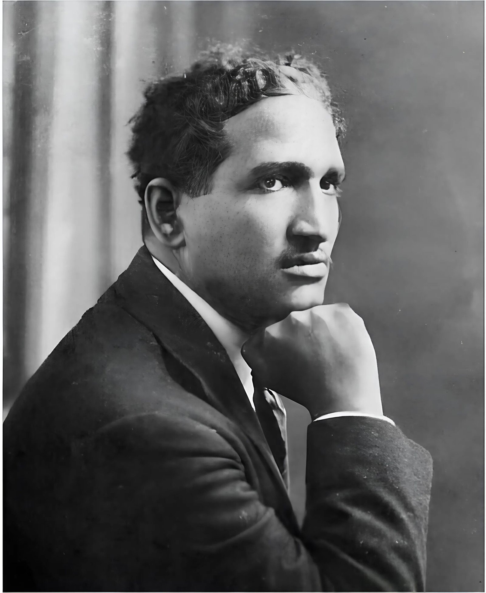 «حكاية بلد» تستعيد تراث سيد درويش وأعمال ثورة 1919 في ساقية الصاوي