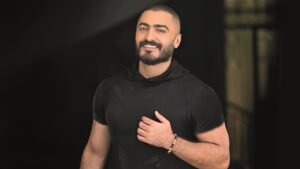 تامر حسني ينشر صورة مع ابنته تاليا على أنغام «بنت مين» ويخطف أنظار جمهوره