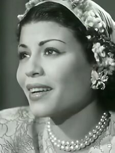 في ذكرى ميلاد درية أحمد.. حكاية فنانة جمعت بين الغناء والتمثيل واشتهرت بشخصية «خضرة»