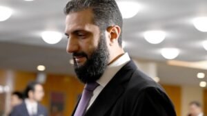 أحمد الشرع لترامب: امنح نيوجيرسي لإسرائيل ما دمت تمتلكها.. أما الجولان فلها أصحابها 2 أحمد الشرع لترامب: امنح نيوجيرسي لإسرائيل ما دمت تمتلكها.. أما الجولان فلها أصحابها