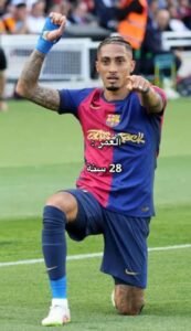 برشلونة يقترب من تجديد عقد رافينيا حتى 2030 بعد اتفاق مبدئي مع النجم البرازيلي 4 رشلونة يقترب من تجديد عقد رافينيا حتى 2030 بعد اتفاق مبدئي مع النجم البرازيلي