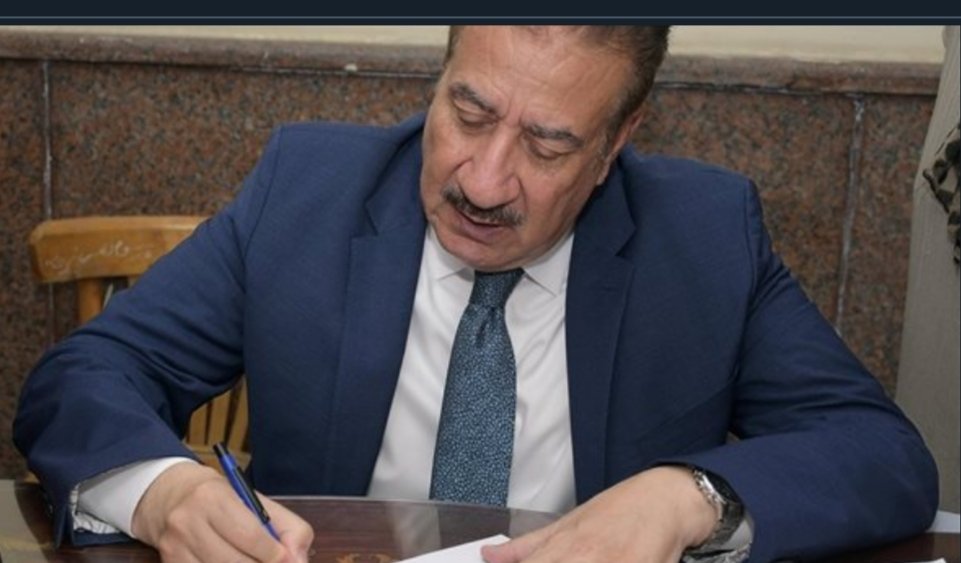 جولات مفاجئة ببورسعيد لمتابعة المشروعات والخدمات والتدخل العاجل لحل أزمة عامل 3 جولات مفاجئة ببورسعيد لمتابعة المشروعات والخدمات والتدخل العاجل لحل أزمة عامل