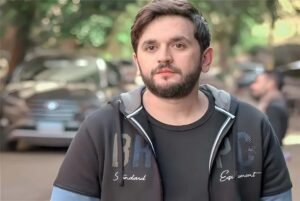 مرض مصطفى خاطر.. تفاصيل جديدة عن حالته الصحية بعد نقله إلى المستشفى للمرة الثانية 3 مرض مصطفى خاطر.. تفاصيل جديدة عن حالته الصحية بعد نقله إلى المستشفى للمرة الثانية
