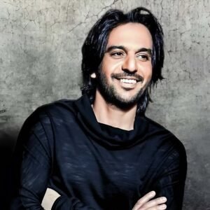 بهاء سلطان يتألق في مهرجان قرطاج بعد غياب 23 عامًا.. أول ظهور بعد الحادث