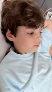 علامات تدل على أن طفلك يحتاج إلى مزيد من الاهتمام 