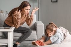 العند عند الأطفال.. أسباب السلوك العنيد وطرق التعامل معه دون صراخ أو عقاب