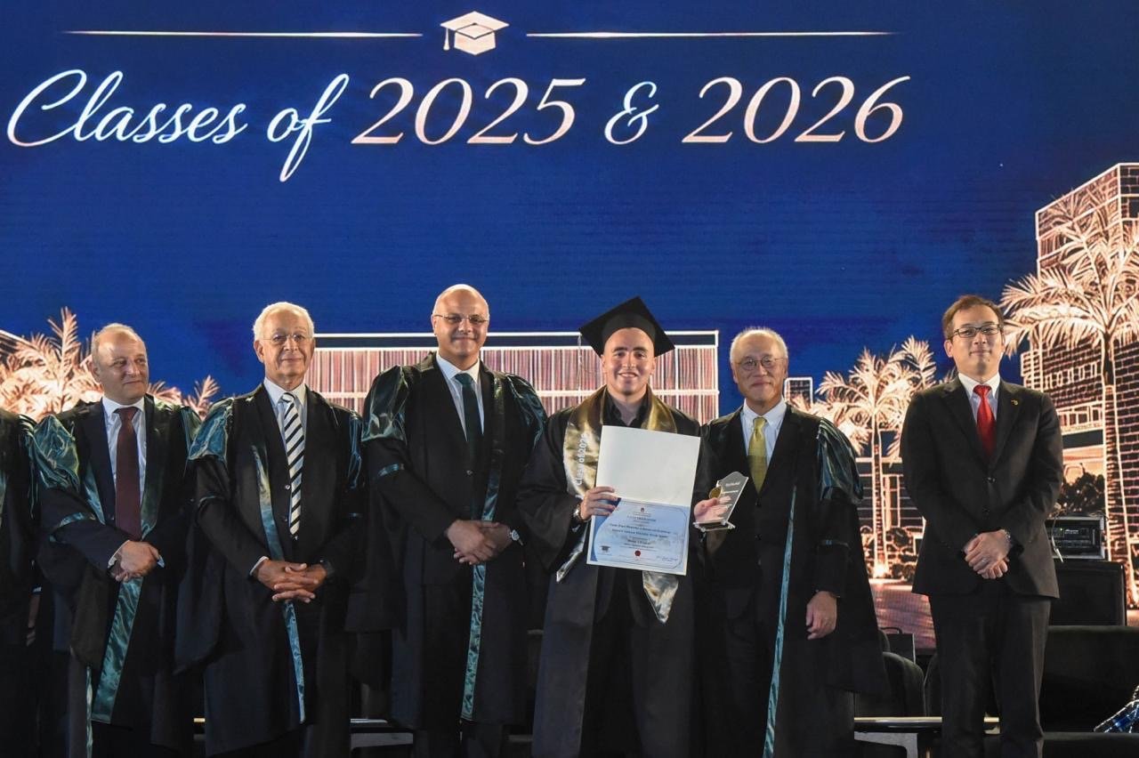 محافظ الإسكندرية يشهد حفل تخرج دفعات الجامعة المصرية اليابانية ويؤكد: التخرج بداية جديدة للعطاء وخدمة الوطن
