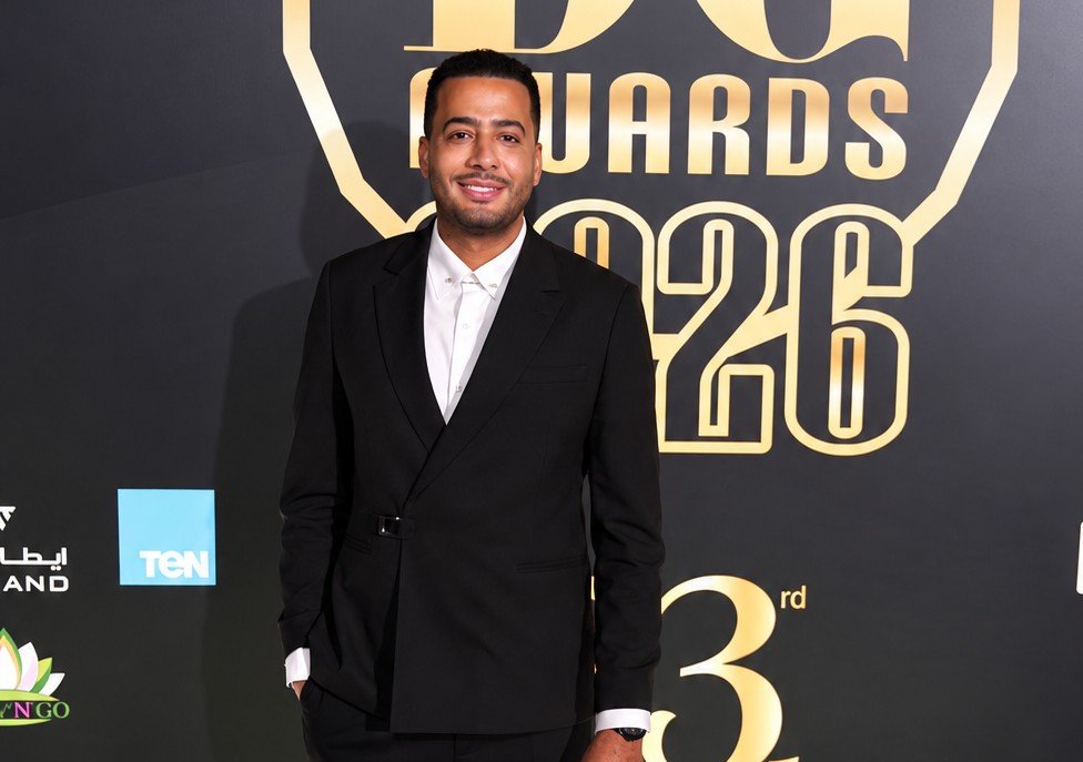 عصام السقا يحصد جائزة دير جيست عن مسلسل «صحاب الأرض» ويشكر الجمهور على دعمه