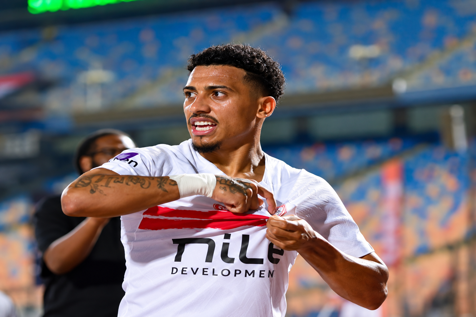 رسميًا.. بيزيرا يرحل عن الزمالك إلى شباب الأهلي دبي بعد توقيع عقد البيع