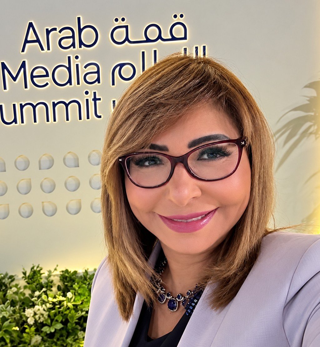 لميس الحديدي تحصد جائزة قمة الإعلام العربي عن برنامج «الصورة» على قناة النهار