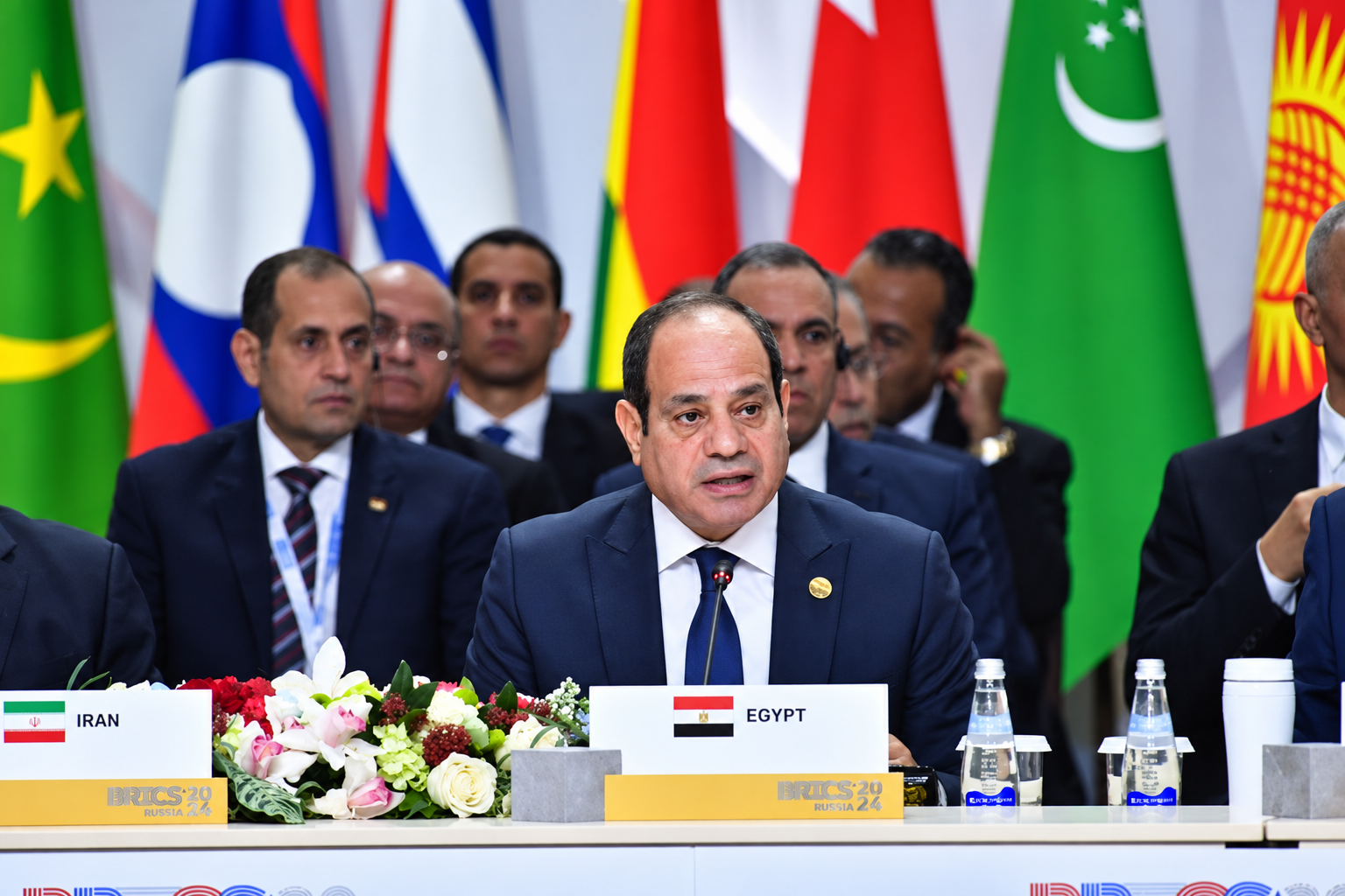 الرئيس السيسي يشارك في قمة البريكس بنيودلهي ويؤكد أهمية تعزيز التعاون بين دول الجنوب العالمي 5 الرئيس السيسي يشارك في قمة البريكس بنيودلهي ويؤكد أهمية تعزيز التعاون بين دول الجنوب العالمي