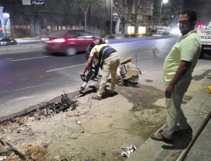 محافظة الإسكندرية تواصل رفع كفاءة الطرق وترميم الحفر والمطبات في 5 أحياء.. تعرف على الشوارع المستهدفة