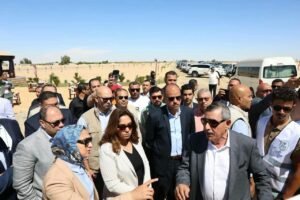 وزيرة التنمية المحلية ومحافظة الوادي الجديد تضعان حجر أساس المجمع الرائد لصناعات التمور بالفرافرة