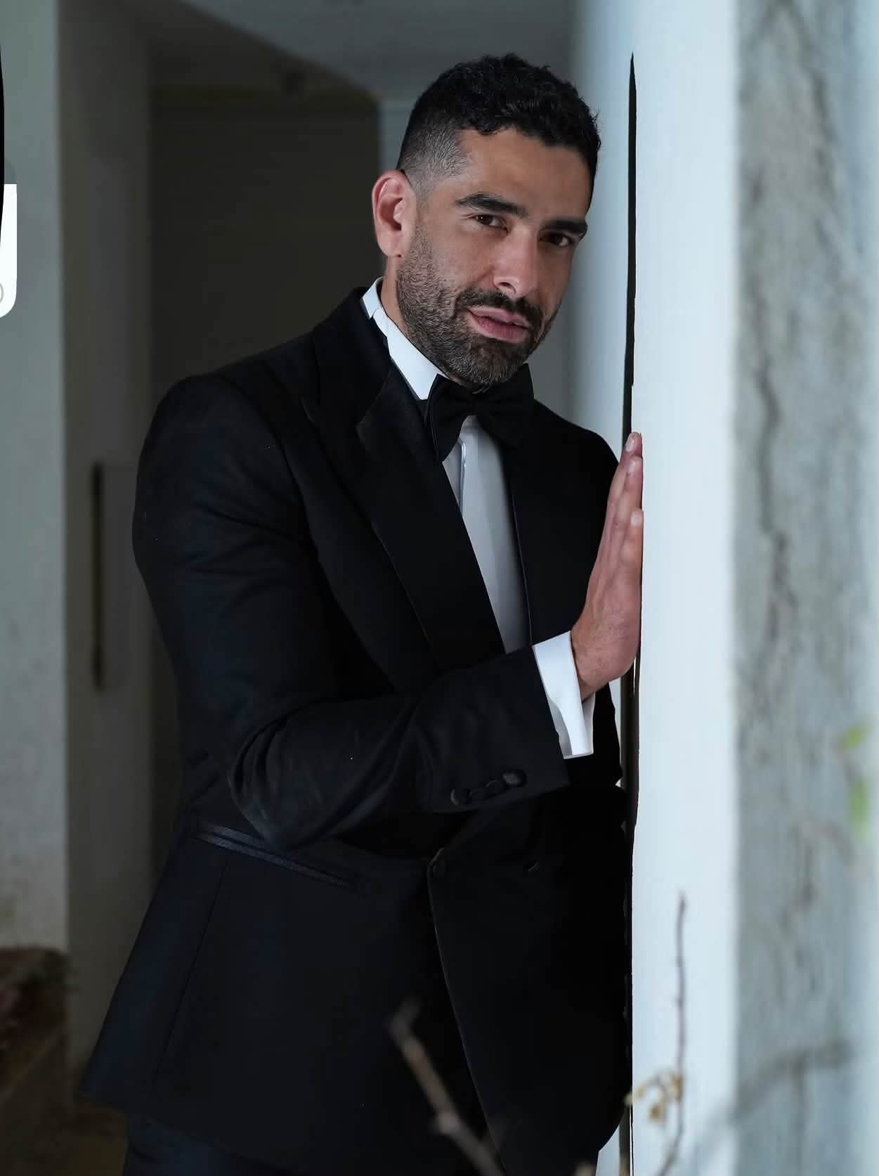 محمد الكيلاني يتألق بإطلالة كلاسيكية أنيقة في مهرجان الجونة السينمائي 4 محمد الكيلاني يتألق بإطلالة كلاسيكية أنيقة في مهرجان الجونة السينمائي