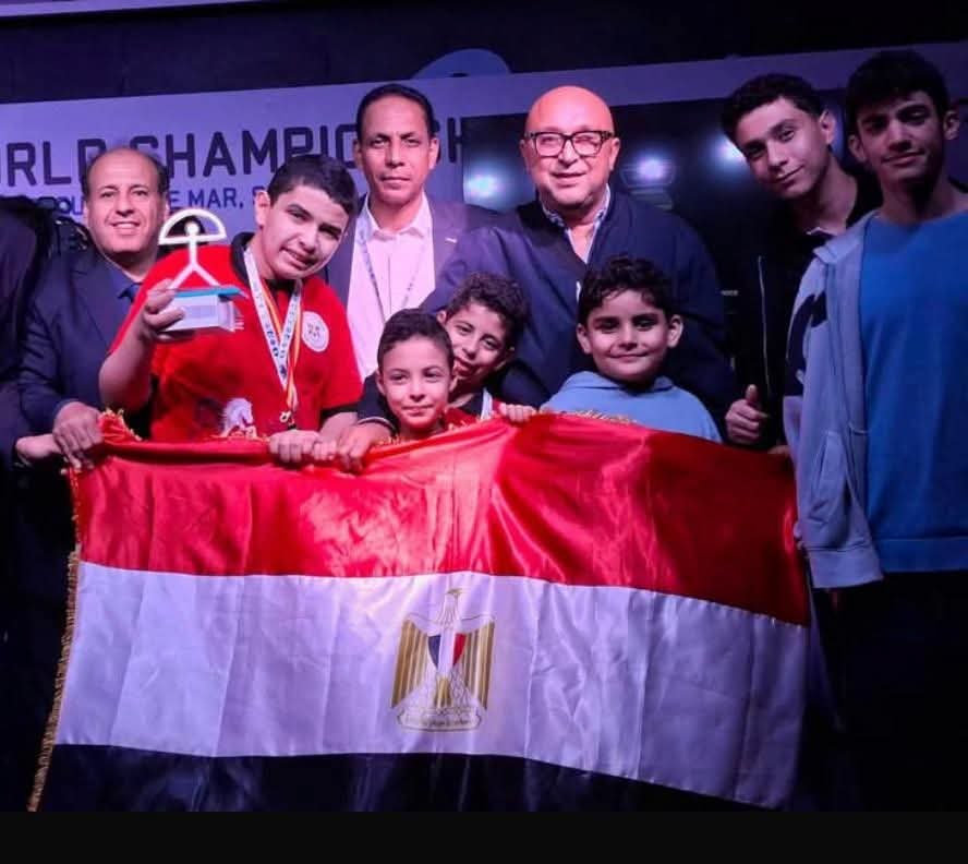 وزير الشباب والرياضة يهنئ منتخب مصر للشطرنج بعد تحقيق إنجاز عالمي في إسبانيا
