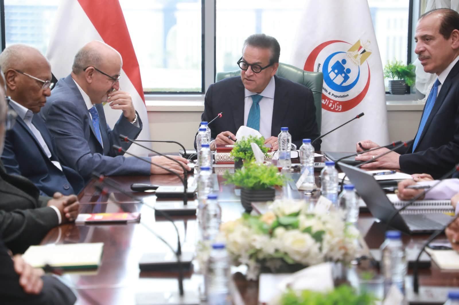 وزير الصحة يستعرض استعدادات مصر للحصول على الإشهاد الدولي بالخلو من البلهارسيا 4 وزير الصحة يستعرض استعدادات مصر للحصول على الإشهاد الدولي بالخلو من البلهارسيا