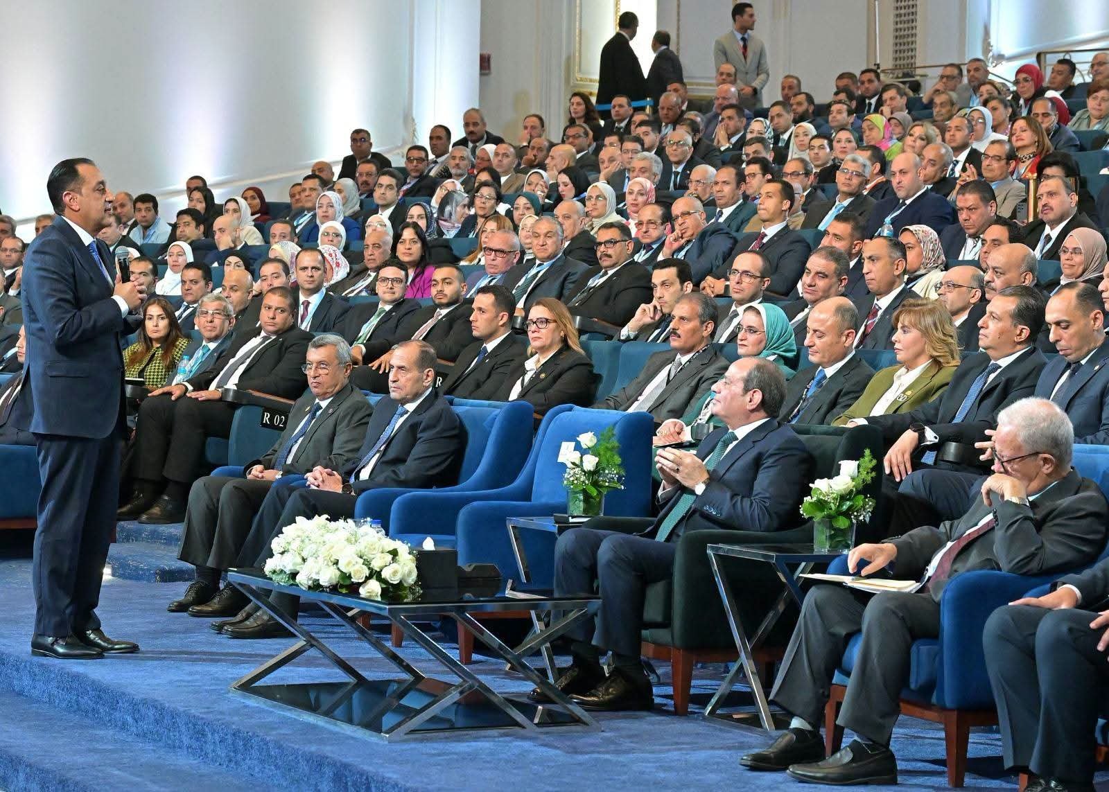 الرئيس السيسي يستعرض تحديات الطاقة في مصر 2026.. ومدبولي يكشف الخيارات الثلاثة أمام الحكومة