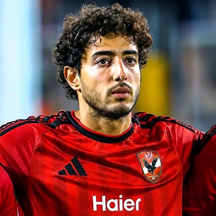 محمد هاني وتجديد عقده مع الأهلي.. خلاف حول نسبة المشاركة يعرقل الاتفاق 4 محمد هاني وتجديد عقده مع الأهلي.. خلاف حول نسبة المشاركة يعرقل الاتفاق