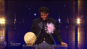 لامين يامال يحصد جائزة كوبا لأفضل لاعب شاب.. وفيكي لوبيز ومدرب سيدات برشلونة يحصدان جائزتي الأفضل 2 لامين يامال يحصد جائزة كوبا لأفضل لاعب شاب.. وفيكي لوبيز ومدرب سيدات برشلونة يحصدان جائزتي الأفضل