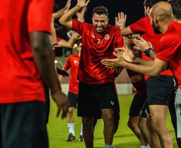 نادي الرياض السعودي يكرّم تريزيجيه بعد فوزه بجائزتي The Best لأفضل لاعب في مصر وأفضل جناح أيسر