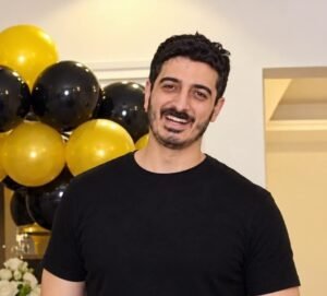 بلاغات ضد شاكر محظور بتهمة التسول الإلكتروني وجمع الأموال والتهرب الضريبي.. وتفاصيل مثيرة عن هدايا تيك توك
