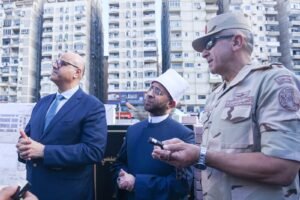 وزير الأوقاف ومحافظ الإسكندرية ورئيس الهيئة الهندسية يضعون حجر أساس المسجد الجامع بسموحة 3 وزير الأوقاف ومحافظ الإسكندرية ورئيس الهيئة الهندسية يضعون حجر أساس المسجد الجامع بسموحة