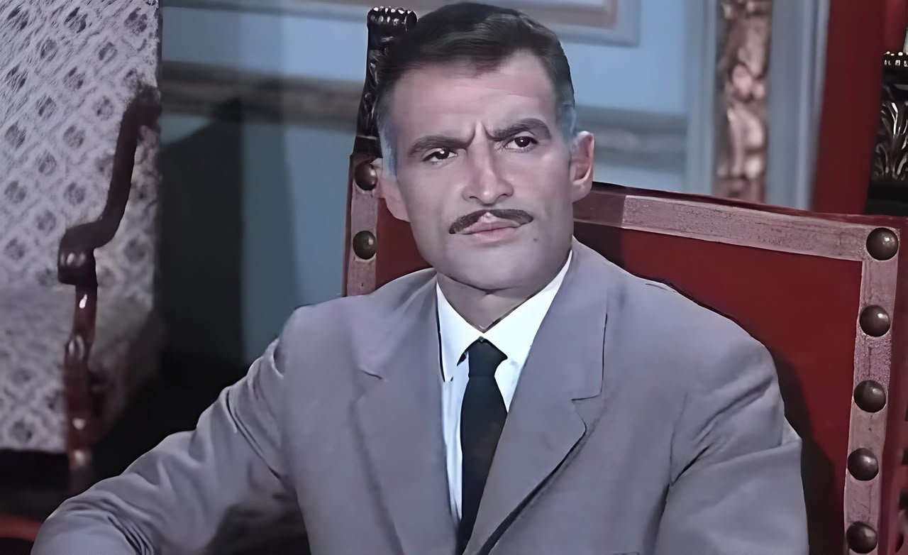 في ذكرى ميلاد أحمد مظهر.. فارس السينما المصرية الذي جمع بين البطولة العسكرية وسحر الفن