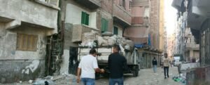 محافظة الإسكندرية تستجيب لشكوى أهالي حجر النواتية وتنفذ حملة لرفع الإشغالات ومخلفات فرز القمامة 2 محافظة الإسكندرية تستجيب لشكوى أهالي حجر النواتية وتنفذ حملة لرفع الإشغالات ومخلفات فرز القمامة
