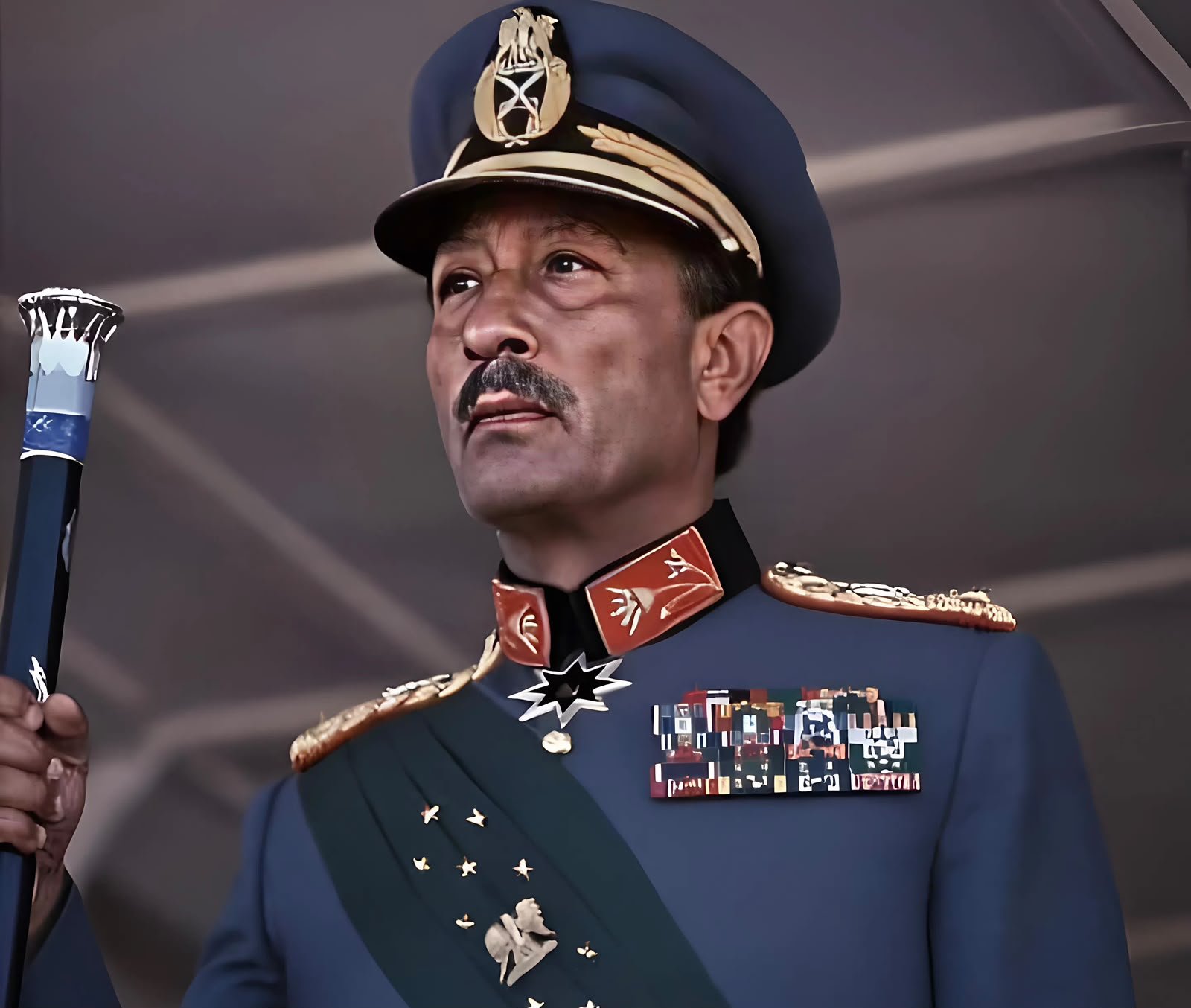 في مثل هذا اليوم 1981.. اغتيال الرئيس المصري محمد أنور السادات خلال العرض العسكري لذكرى حرب أكتوبر