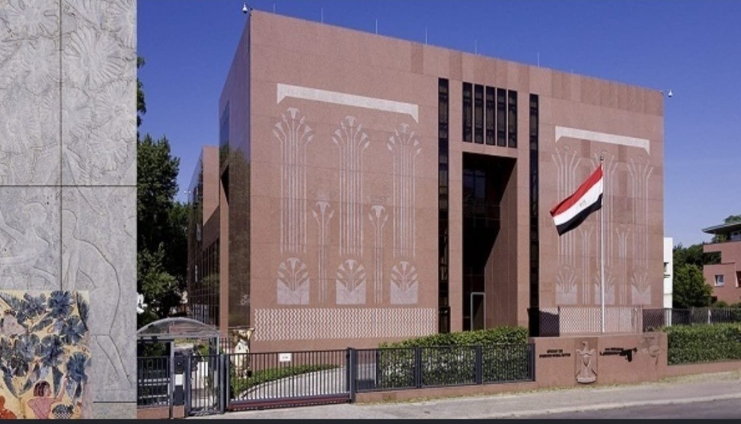 سفارة مصر لدى السعودية تصدر بيانًا عاجلًا بشأن رحلات الطيران.. أرقام التواصل مع القنصلية في جدة والرياض 3 سفارة مصر لدى السعودية تصدر بيانًا عاجلًا بشأن رحلات الطيران.. أرقام التواصل مع القنصلية في جدة والرياض