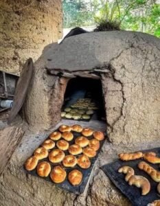 من الفرن البلدي إلى المخبز الحديث.. حكاية رغيف الخبز في حياة المصريين عبر التاريخ