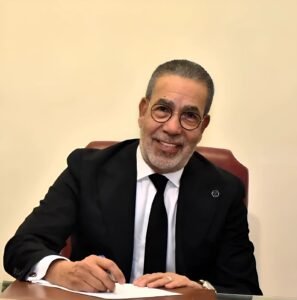 مدحت العدل يرد على الهجوم بعد تصريحاته في الجونة: مقولتش حاجة غلط