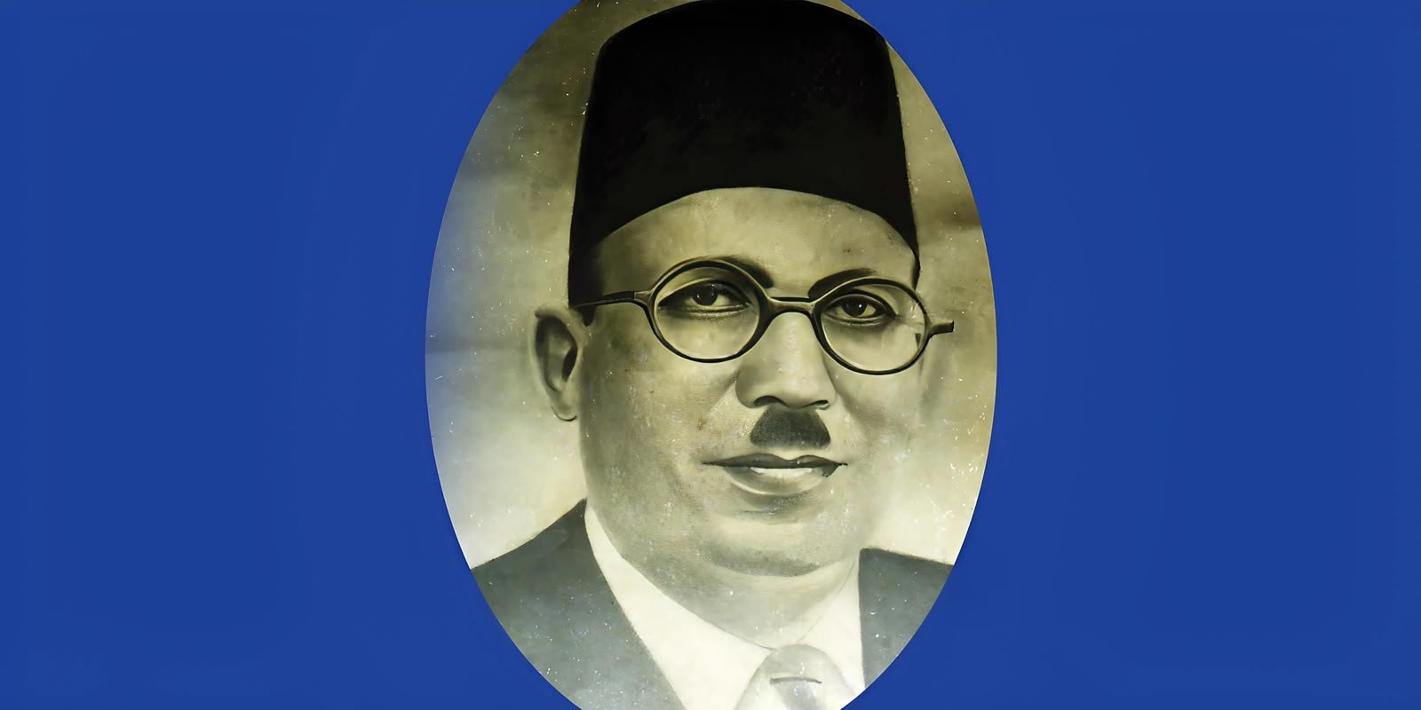 كامل كيلاني في ذكرى ميلاده.. رائد أدب الطفل الذي صنع عالمًا من الحكايات