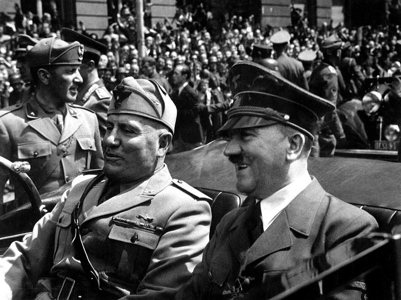 في مثل هذا اليوم.. إيطاليا تغزو اليونان عام 1940 بعد رفض الإنذار الإيطالي في واحدة من أبرز محطات الحرب العالمية الثانية