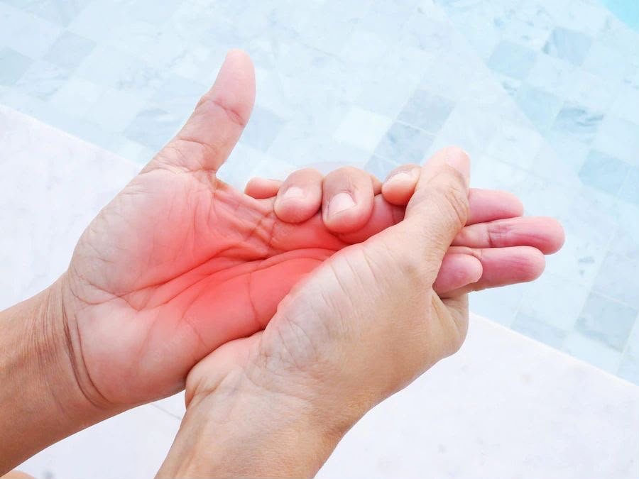اليوم العالمي للروماتيزم.. أعراض لا يجب تجاهلها وأهمية التشخيص المبكر للحفاظ على صحة المفاصل